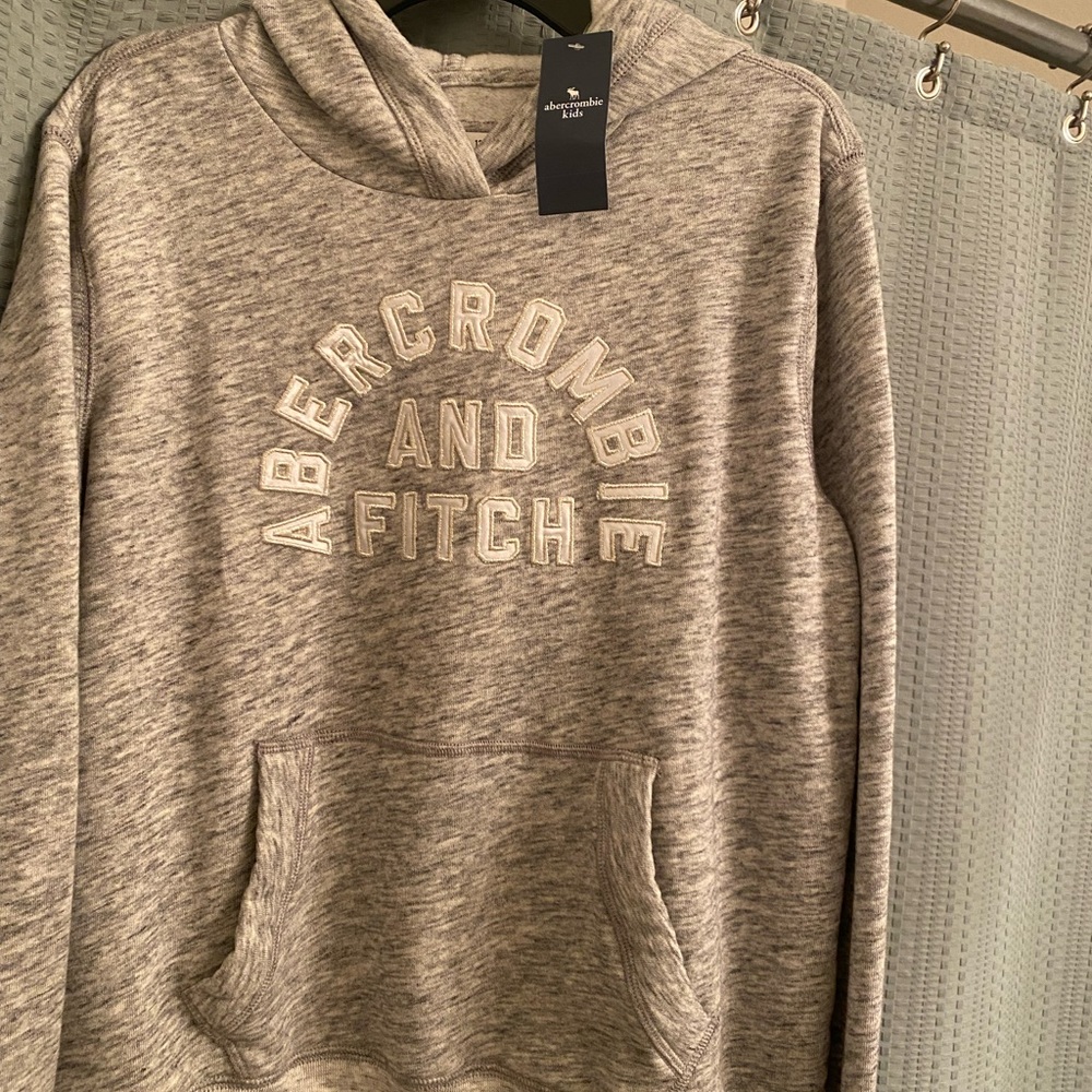 Abercrombie kids brand new size 13-14